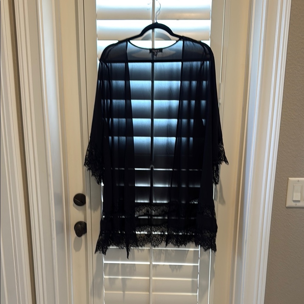 Torrid Black Lace and Chiffon Kimono - Size 1/2